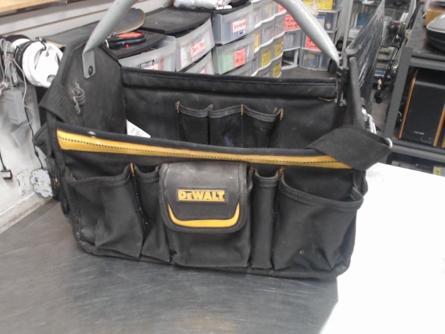 Sac d'doutil vide