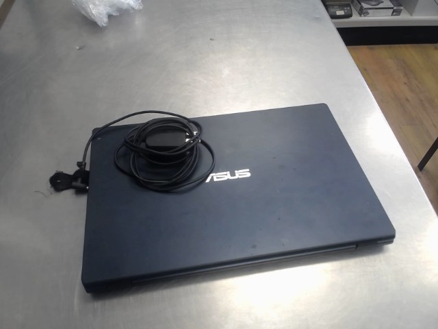 Laptop asus l410m