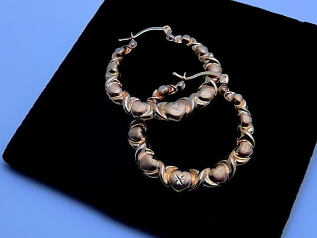 BOUCLES D OREILLES EN OR 10KT