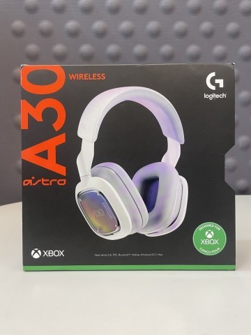 Ecouteur astro logitech+boite