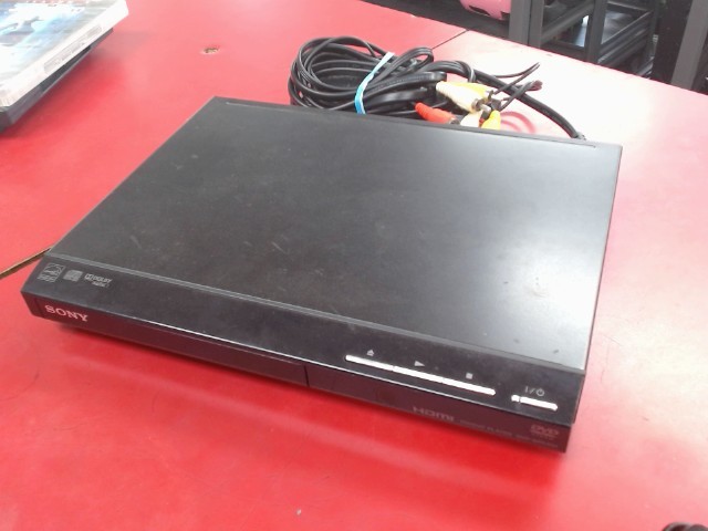Lecteur dvd hdmi+manette + fil video
