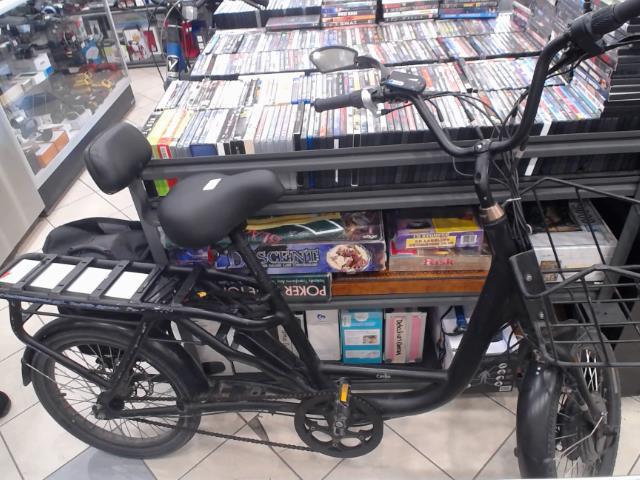 Velo electrique avec chargeur et acc