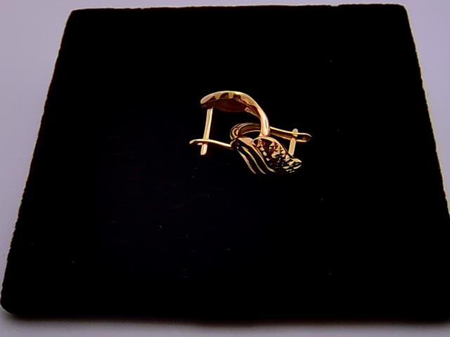 BOUCLES D OREILLES  EN  OR 10KT