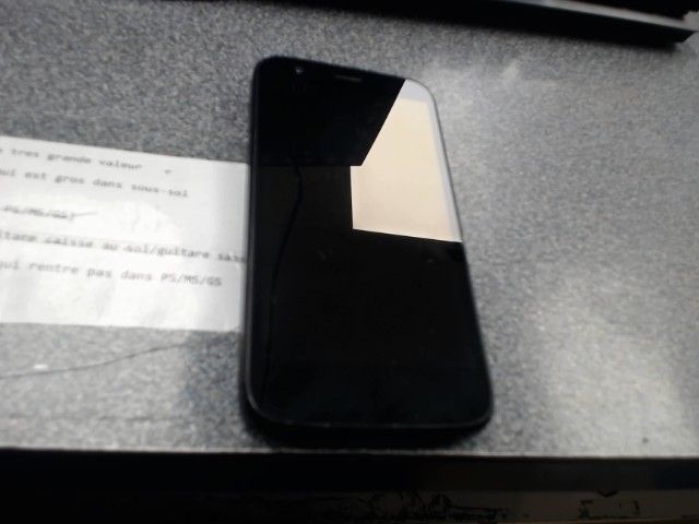 Cellulaire noire motorola