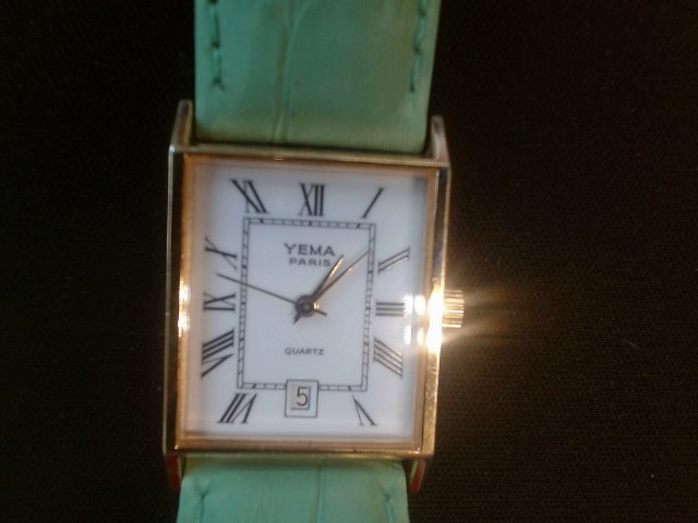Yema paris montre luxe cadran style gold