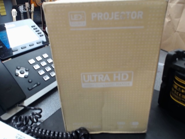 Projector ultra hd high dynamic range