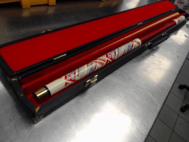 Vintage billard cue 2 piece pool stick