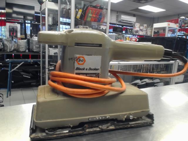Sableuse black&decker
