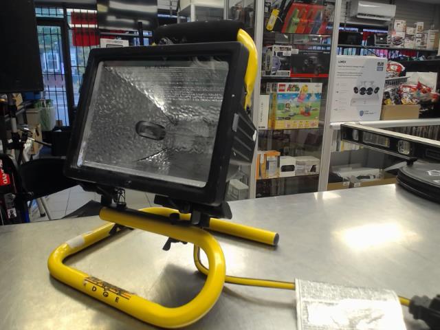 Lampe de travail 150w