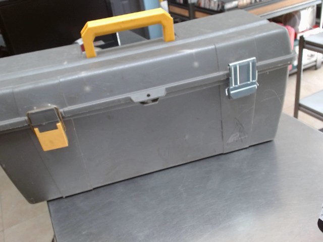 Coffre a outils gris plano