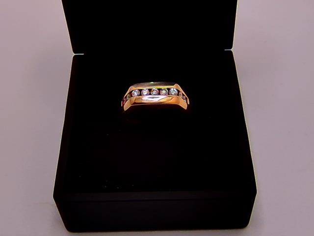 BAGUE EN OR 10KT AVEC DIAMANTS