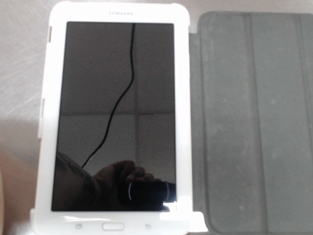 Tablette 8gb no chargeur+etui