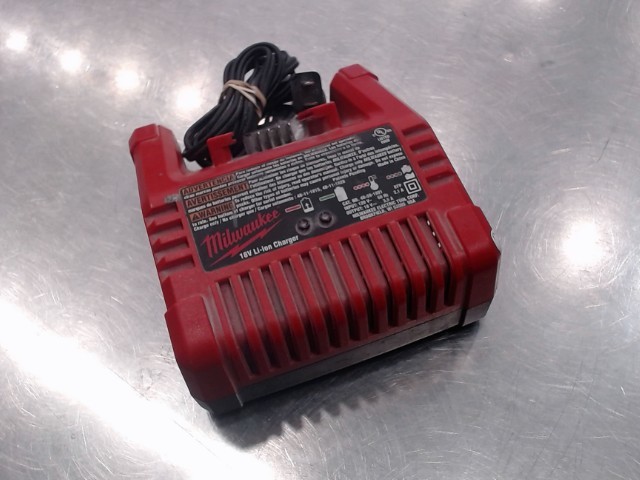 Chargeur milwaukee 18v li-ion