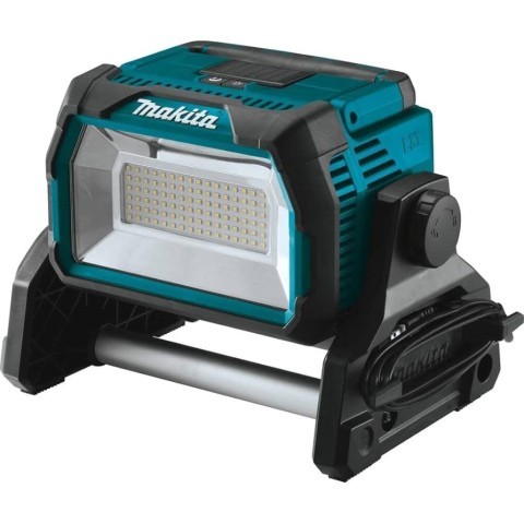 Makita spotlight a batt