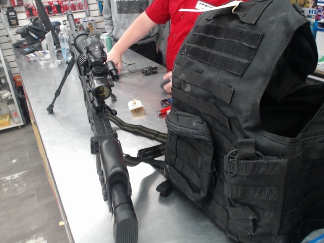 Gun air soft avec acc+truc 3d