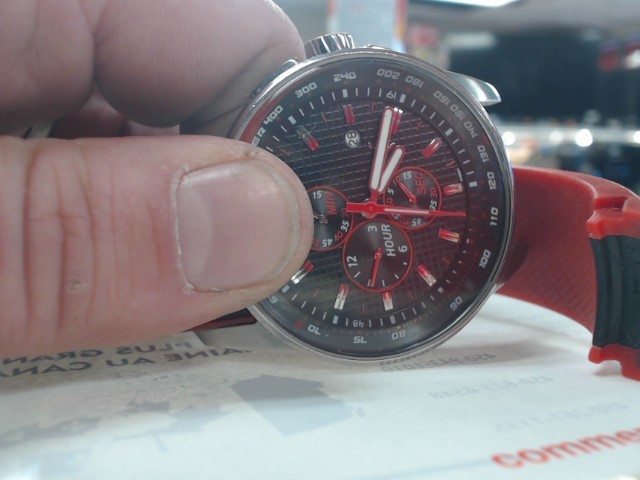 Montre puma rouge et noir