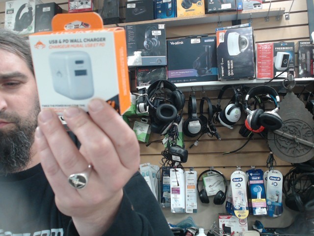 Usb charger 30w