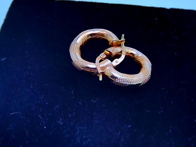 BOUCLES D OREILLES EN OR 14KT