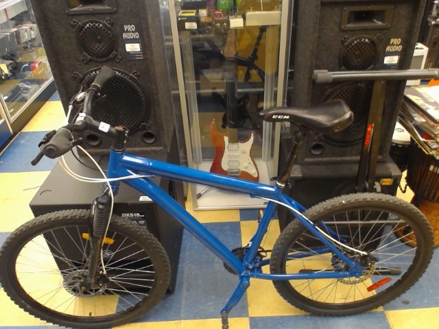 Velo de route bleu
