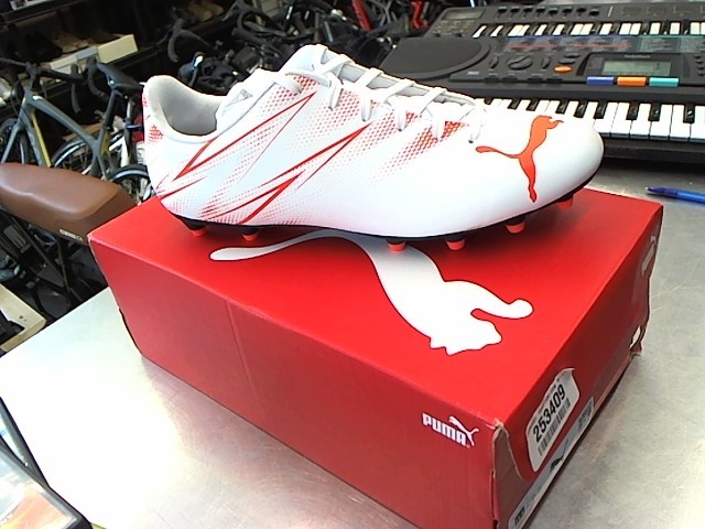 Puma cramponde soccer