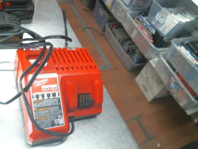 Chargeur a batterie