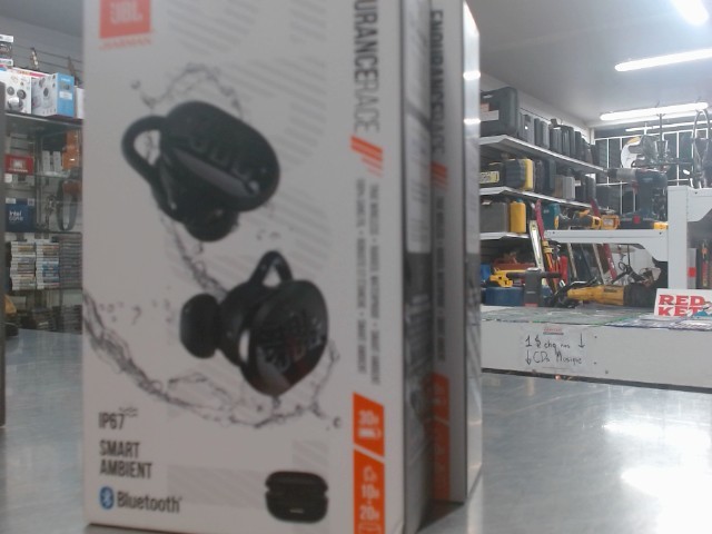 Jbl earbuds ip67 new in box