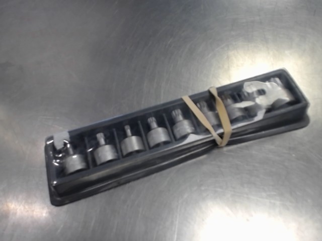 Torx head