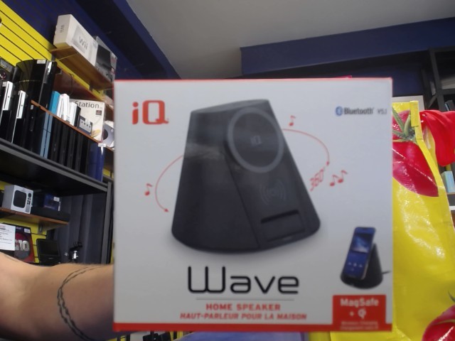 Haut parleur/station de charge induction