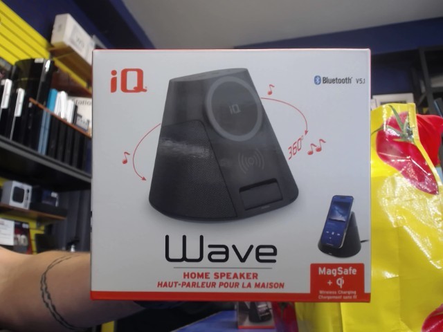 Haut parleur/station de charge induction