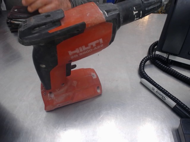 Screw gun hilti