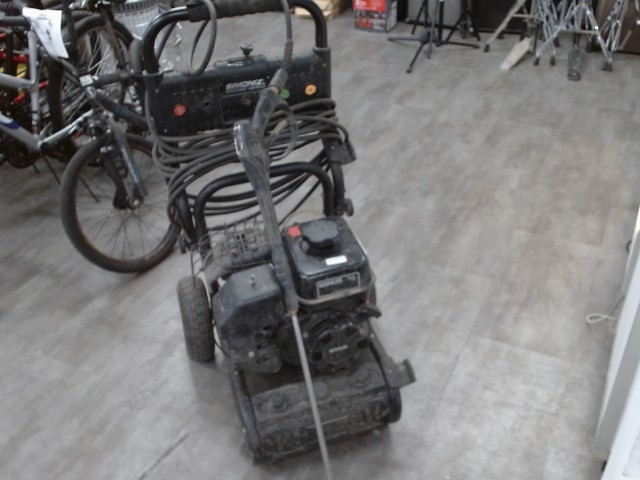 Gas pressure 3200 psi