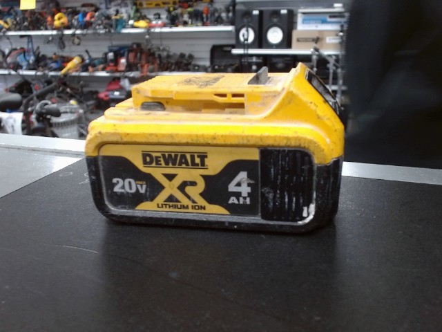 Batt 20v 4ah**gille chalifoux xxx*