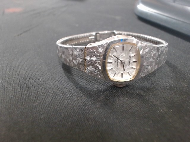 Montre femme seiko