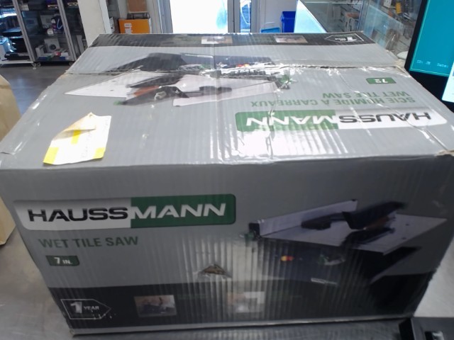 Wet tile saw
