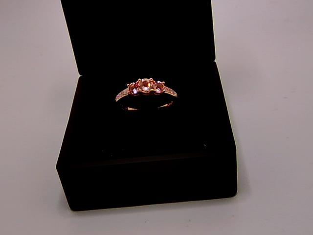 BAGUE EN OR 10KT AVEC DIAMANTS 
