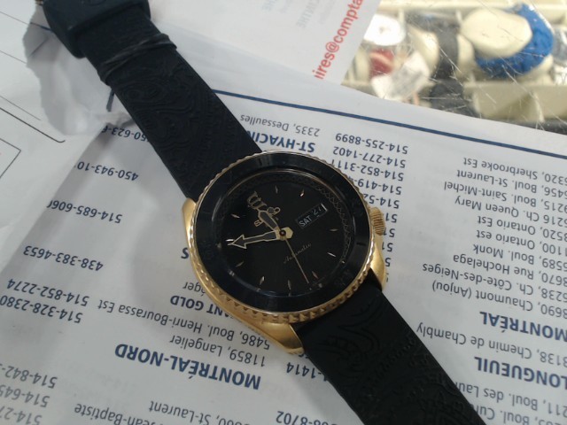 Montre auto