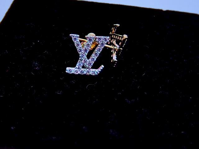 BOUCLES D OREILLES EN OR 10KT NEW