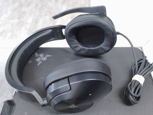Pair ecouteur gaming noir