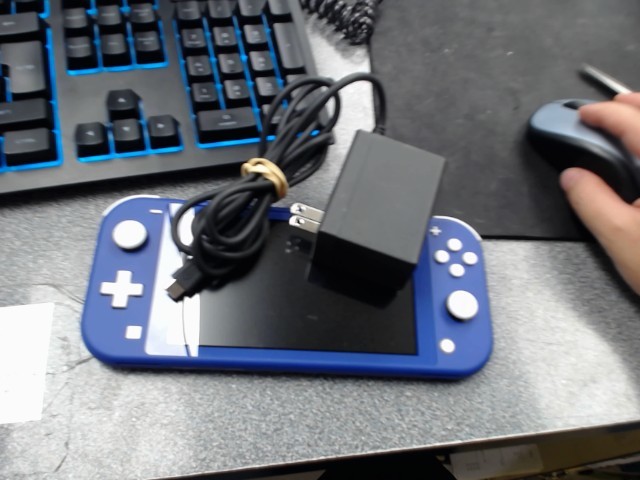 Nitendo switch lite bleu marin