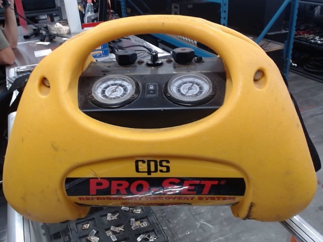 Refrigerant recovery system+acc