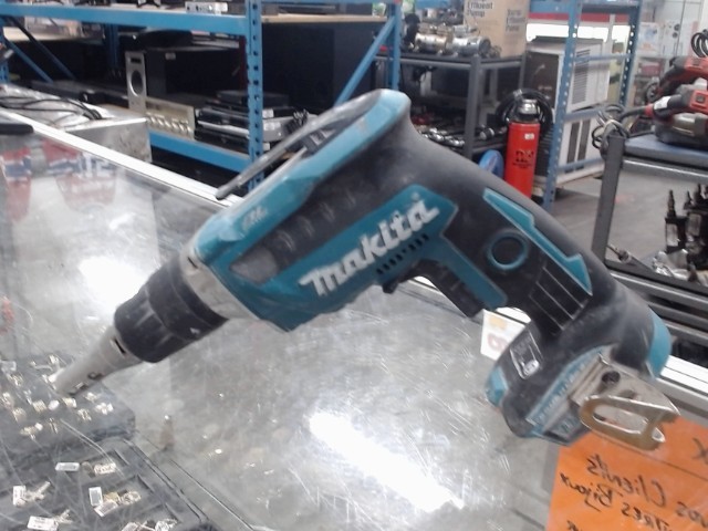 Drill a gypse 18v no batt/chrg