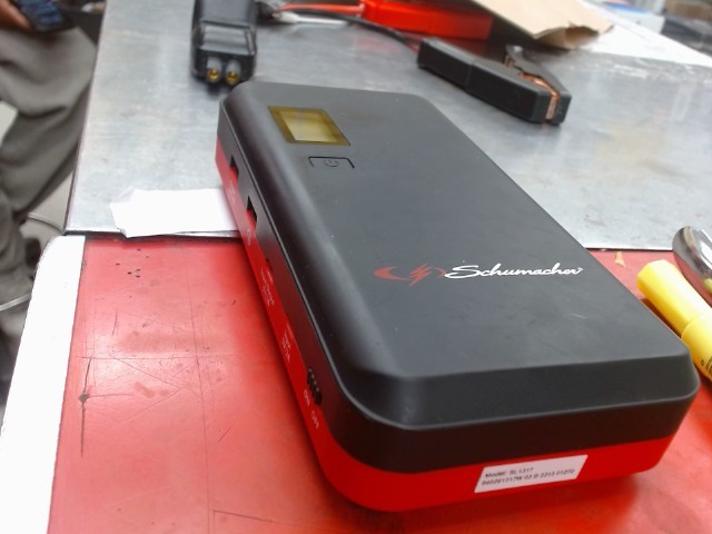 Jumstarter portable/chargeur