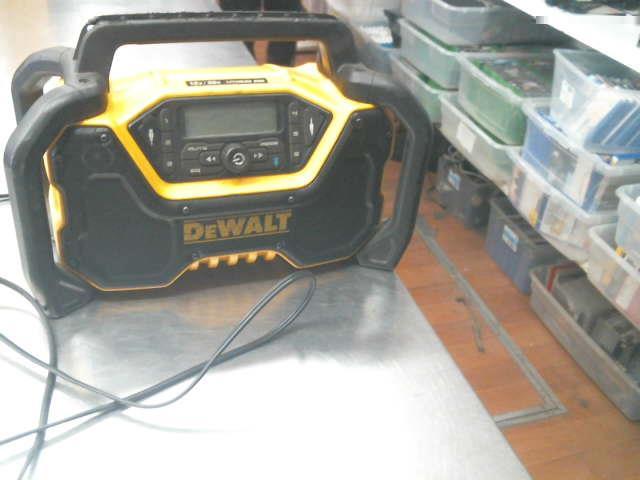 Radio dewalt