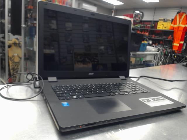 Laptop intel pentium 4.00gb ram/465gb