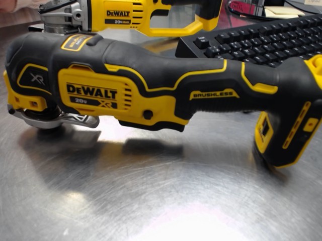 Multi-tool dewalt