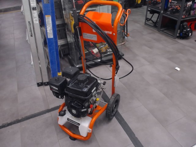 Pressure washer husqvarna cr950