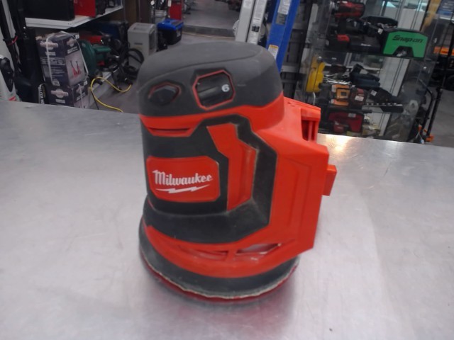Random orbit sander milwaukee