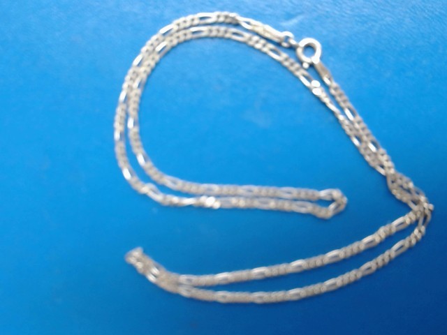 Chaine en argent figaro