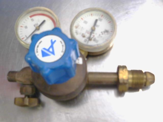 Acetylene regulator