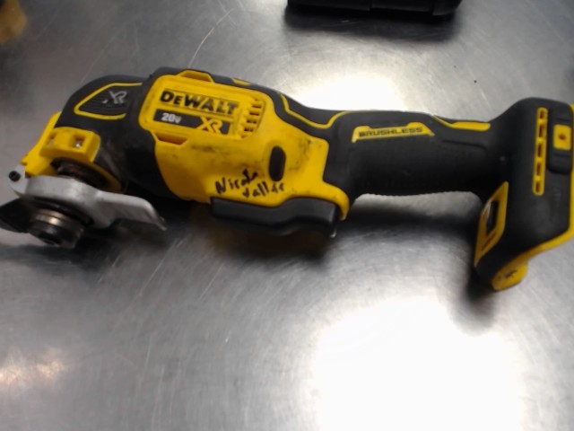 Multi-tool dewalt